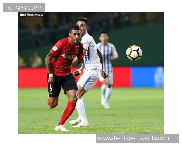 足球缺水现象引发关注如何解决这一困境促进足球运动的可持续发展